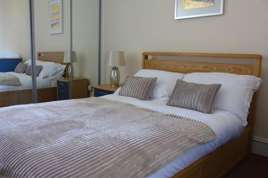Prime 2 Bedroom City Centre Apt Aberdeen Exterior photo